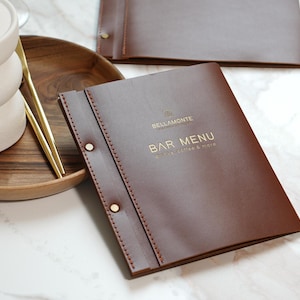 Leren menubord met logo, aangepast houten menu, restaurantmenu