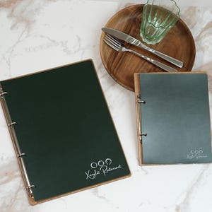 Cubierta de menú personalizada con carpeta de anillas, carpeta de menú de madera, menú de restaurante con logotipo grabado,
