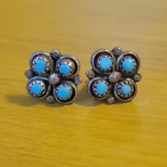 Traditional Vintage Native American Zuni Blue Gem Turquoise Sterling Silver Earrings