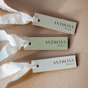Plantillas para tarjetas con nombre para asientos, tarjeta delgada para el lugar de los invitados a una boda, tarjeta estrecha para el lugar de un evento imprimible de color verde, menú con tarjeta pequeña para el lugar