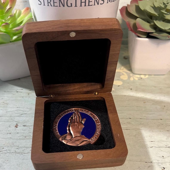 Inspirational Lord's Prayer Coin Christian Keepsake Token Praying Hands Encouragement Gift Religious Challenge Coin
