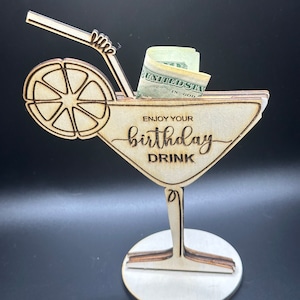 Titular de la tarjeta de regalo de copa de Martini de madera: regalo único y forma única de regalar efectivo, tarjeta de regalo de cumpleaños o titular de dinero, regalo de dinero personalizado