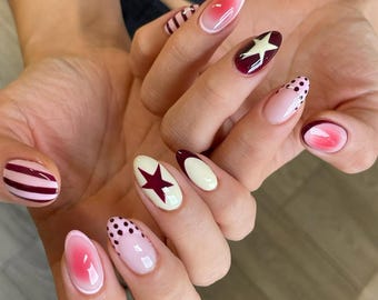 Polka Dot Star Press On Nails: Y2K Chrome Gel Nails