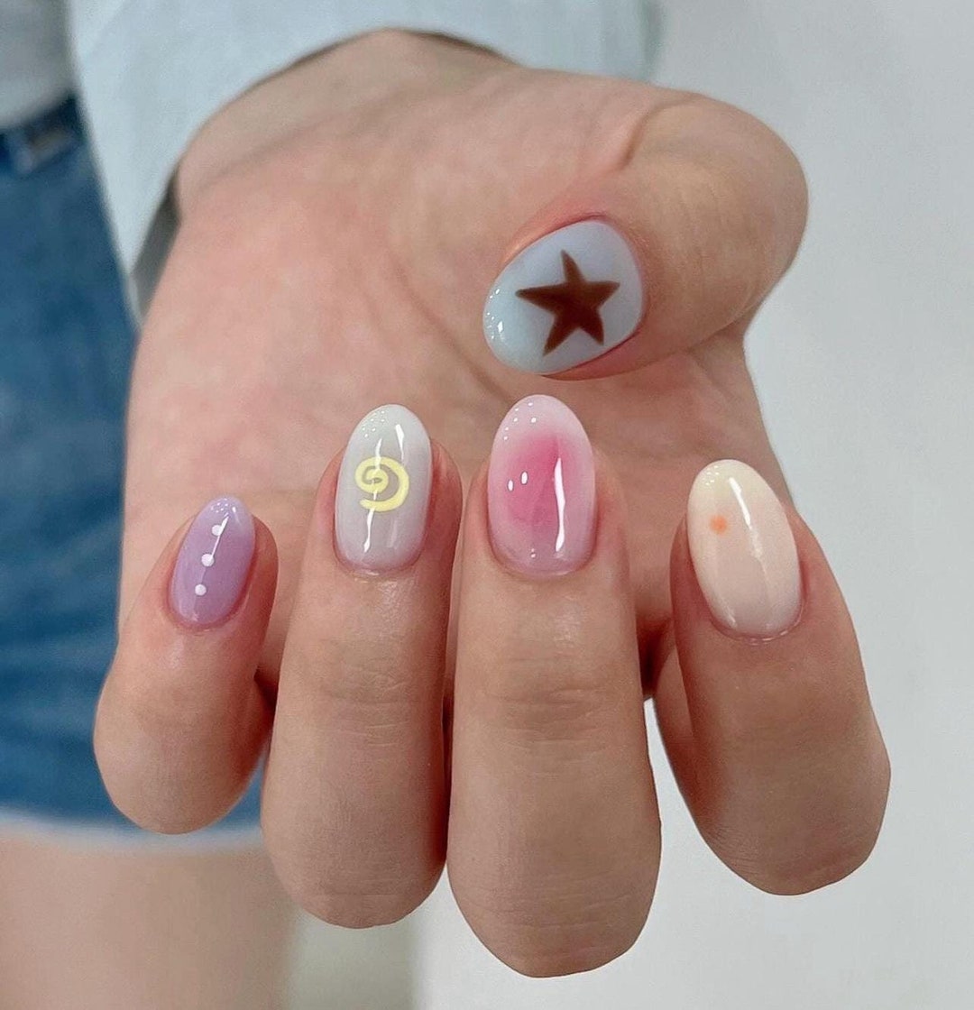 Freestyle Star Nails, Custom Press on Nails, Hand Painted Press on ...