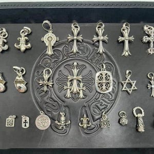 CHROME HEARTS クロムハーツ ラバークロス ネックレス ワイン CHROME
