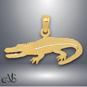 14K Yellow Gold Textured Alligator Pendant with Necklace Chain Options