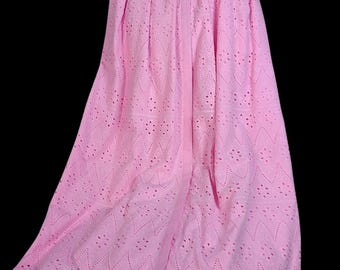 Różowa spódnica maxi z oczkami | Letnia spódnica boho z haftowanej bawełny