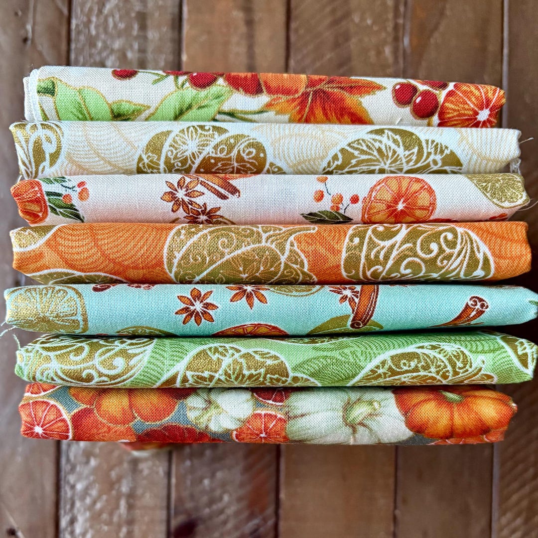 Robert Kaufman Sweet Pumpkin Spice Fabric Pre-cut Fat Quarter Bundle (7 ...