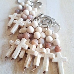 Baptism favors bulk, mini rosary favors girl, cross keychain favors, first communion bomboniere, religious gifts for teachers, wedding favor