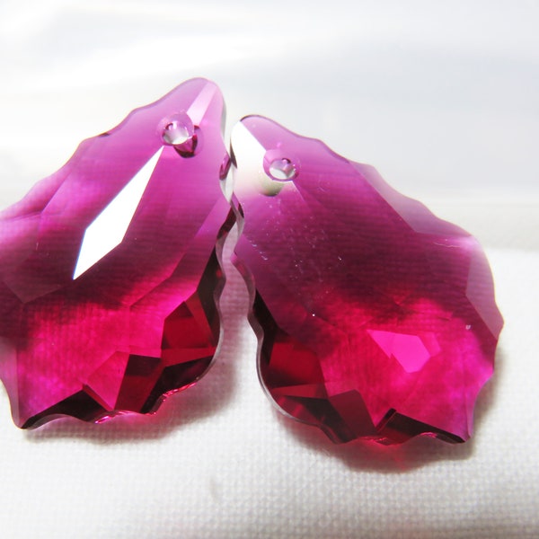 Bella Swarovski Red Topaz s faceted Leave 16x22mm - Una coppia