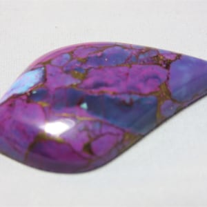 Natural Mohave Turquoise Designer Cut Smooth Gabachon 25x43mm Pendant