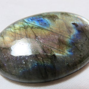 Natural Labradorite Oval Shape Full Flashy Fire Super Sparkle Light (49.60ct)