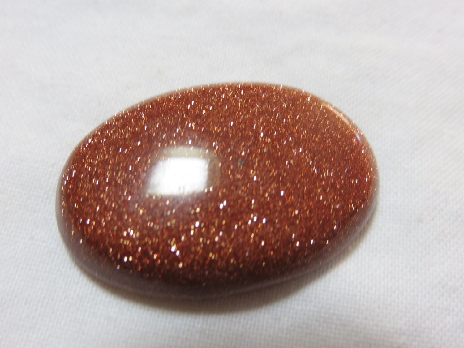 楕円形の石 5.31カラットの天然緑がかったブルー蛍石、楕円形、透明