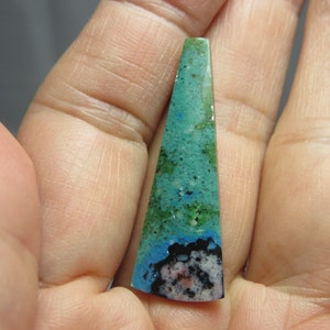 Natural Smooth Rainbow Calsilica Triangle Shape 12x37mm Pendant