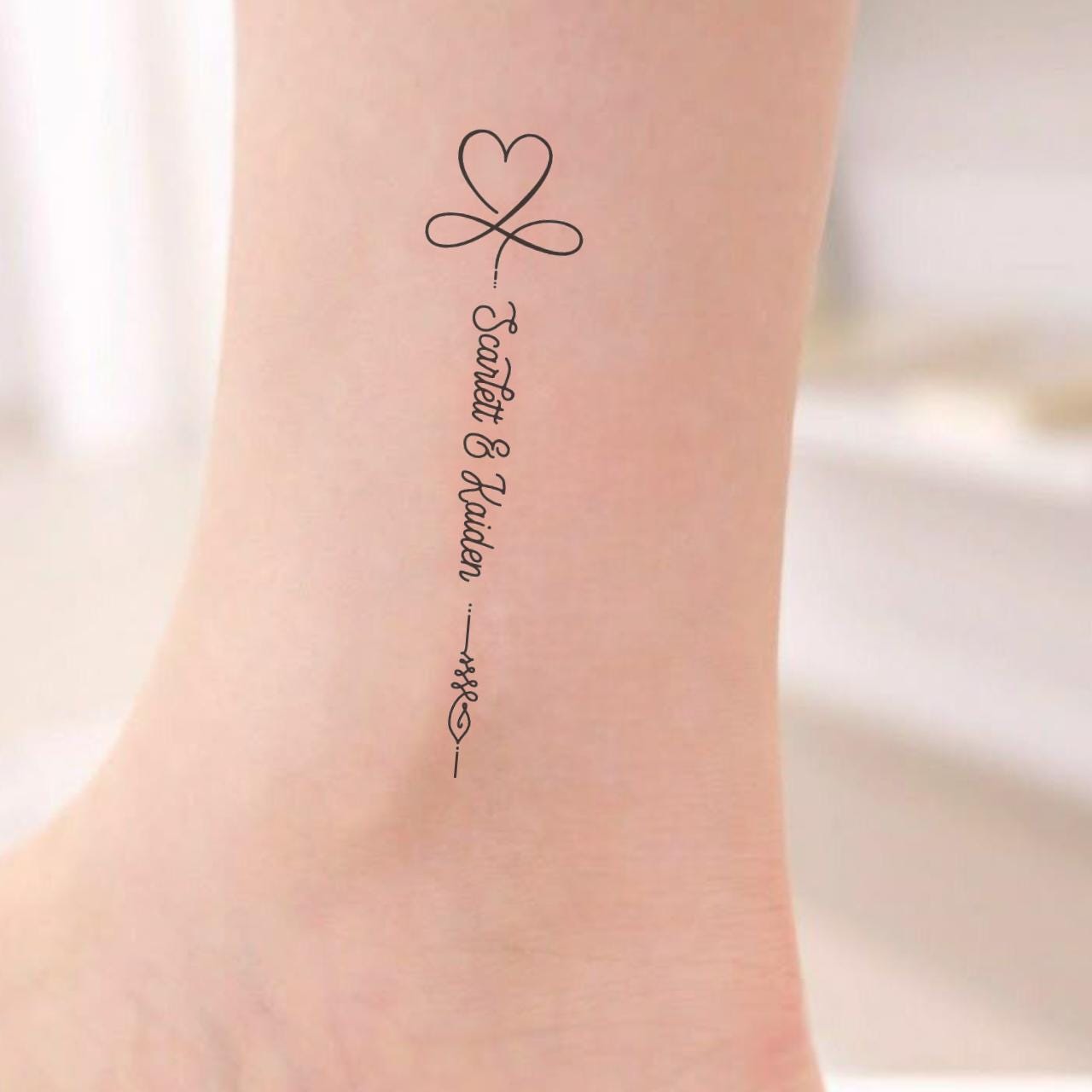 Tattoos That Merge Two Names in Style