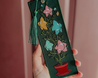 Embroidered Bookmark Wishing Star Plants 2.5 x 5 inches | The Agapéd Bearer Limited Edition