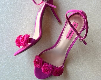Vintage Betsey Johnson Pink Rosette Heels | Designer 90's Runway - Size 8.5