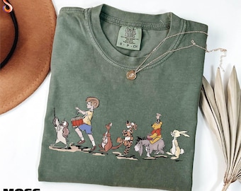 Camiseta de Winnie the Pooh, camiseta de Pooh y sus amigos, suéter de viaje a Disney, sudadera Magic Kingdom, desfile de Winnie the Pooh, camiseta Comfort Colors