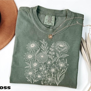 Camiseta de flores silvestres, camiseta de flores, sudadera bohemia, camiseta botánica, camiseta floral, suéter de jardinería, regalo para ella, camiseta de colores cómodos