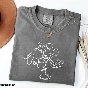 Komfort Farben Micky Skizze T-Shirt, Disney Shirt, Disney Trip Shirt, Disney Familien Urlaub Sweatshirt, Disney Micky Maus Shirt