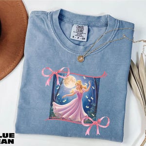 Disney Aurora Shirt, Aurora Floral Tee, Sleeping Beauty Sweatshirt, Disneyland Girls Trip Sweater, Gift for Her, Comfort Colors T-Shirt