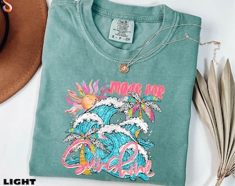 Conçu pour les beaux jours, t-shirt girly d'été, t-shirt voyage à la plage, t-shirt coucher de soleil côtier, t-shirt ambiance estivale, t-shirt couleurs confort