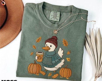 Autumn Goose Shirt, Fall Goose Tee, Girly Autumn Sweatshirt, Pumpkin Season Sweater, Fall Vibes Tee, Pumpkin Goose Comfort Colors T-Shirt