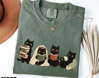Black Cat Reading Shirt, Cat Mom Sweatshirt, Bookish Sweater, Book Lover Gift, Reader Sweatshirt, Comfort Colors T-Shirt