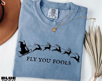 Camiseta «Vuela, tontos», Sudadera navideña divertida, Camiseta navideña con renos, Suéter navideño, Regalo de Navidad, Camiseta Comfort Colors