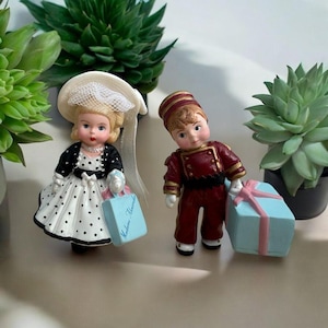 Madame Alexander Hallmark Merry Miniatures Park Avenue Wendy & Alex the Bellhop