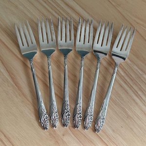 Oneida Evening Star Salad Forks Set Of 6 1950s Floral Pattern 6.75&quot; Silver Plated