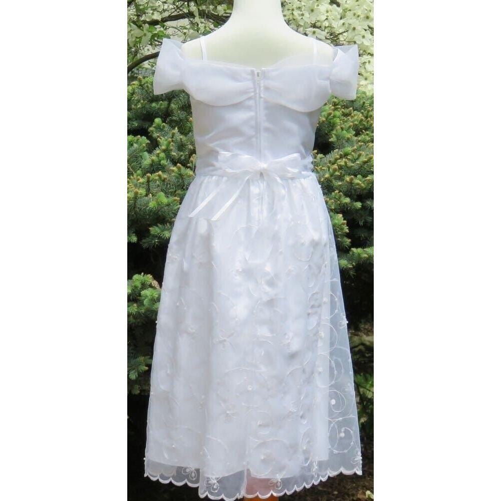 white bridesmaid dresses amazon Women's V Neck Chiffon Bridesmaid Dresses with Slit Formal Evening Party Dress for Wedding Mermaid Prom Dresses White Size 8 at Amazon Women's Clothing store