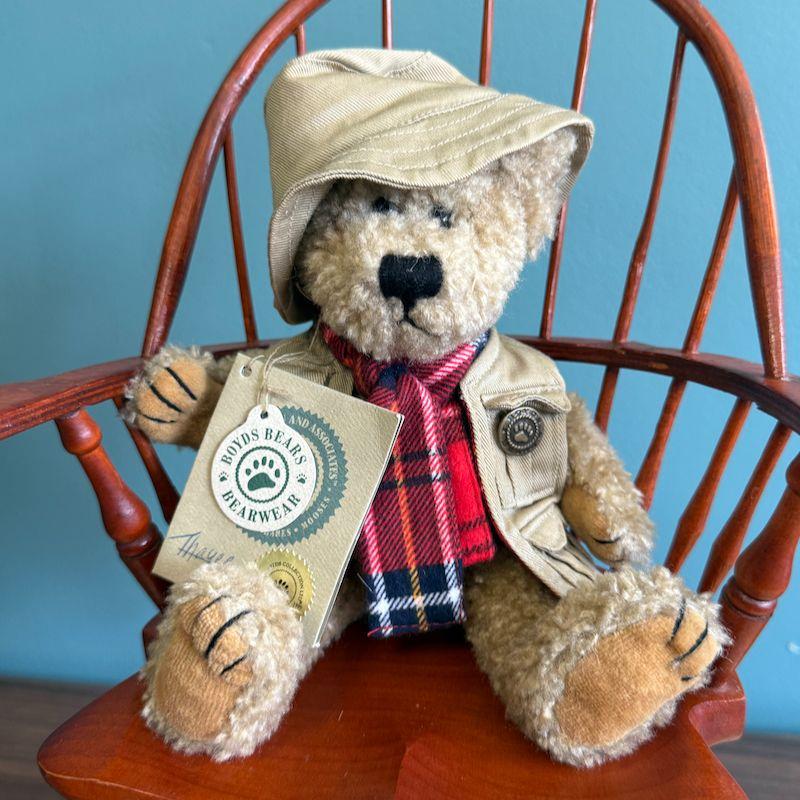 Boyds Bears Thayer Sportsman Bear Vest Hat Scarf Plush Toy 8