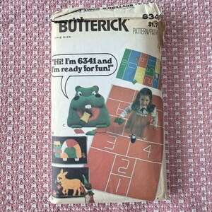 ヴィンテージ 未裁断 1970年代 バターリック 6341 キッズゲームパッケージ ソーイングパターン すぐに遊べます
