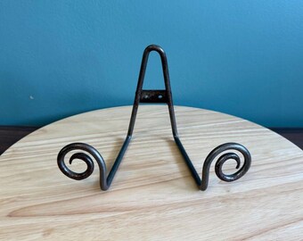 Vintage Wrought Iron Plate Stand For Table or Wall Plates Books Pictures Swirl