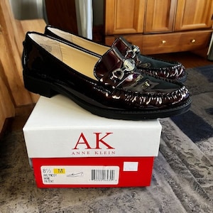 Vintage AK Anne Klein Women's Lyndsy Iflex Patent Leather