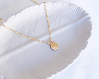 Small gold disc necklace, minimalist gold jewelry, tiny hammered disc pendant, dainty gold disc pendant, gold gifts for women, gift for mom