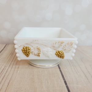 Vintage Westmoreland Milk Glass Dish