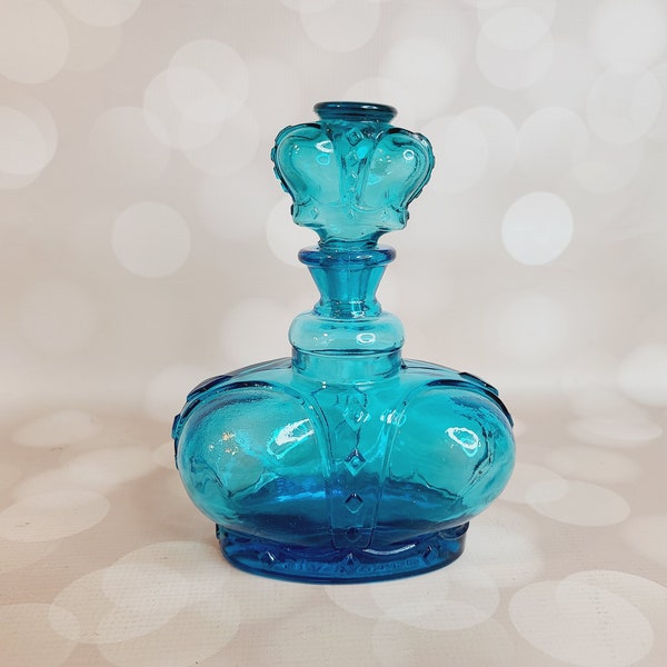 Vintage Victrylite Decanter, Blue Glass