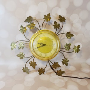 Vintage Mid Century Brass Leaf Wall Clock