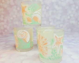 Vintage Stotter Starfish and Seashell Plastic Cups, Set of 4