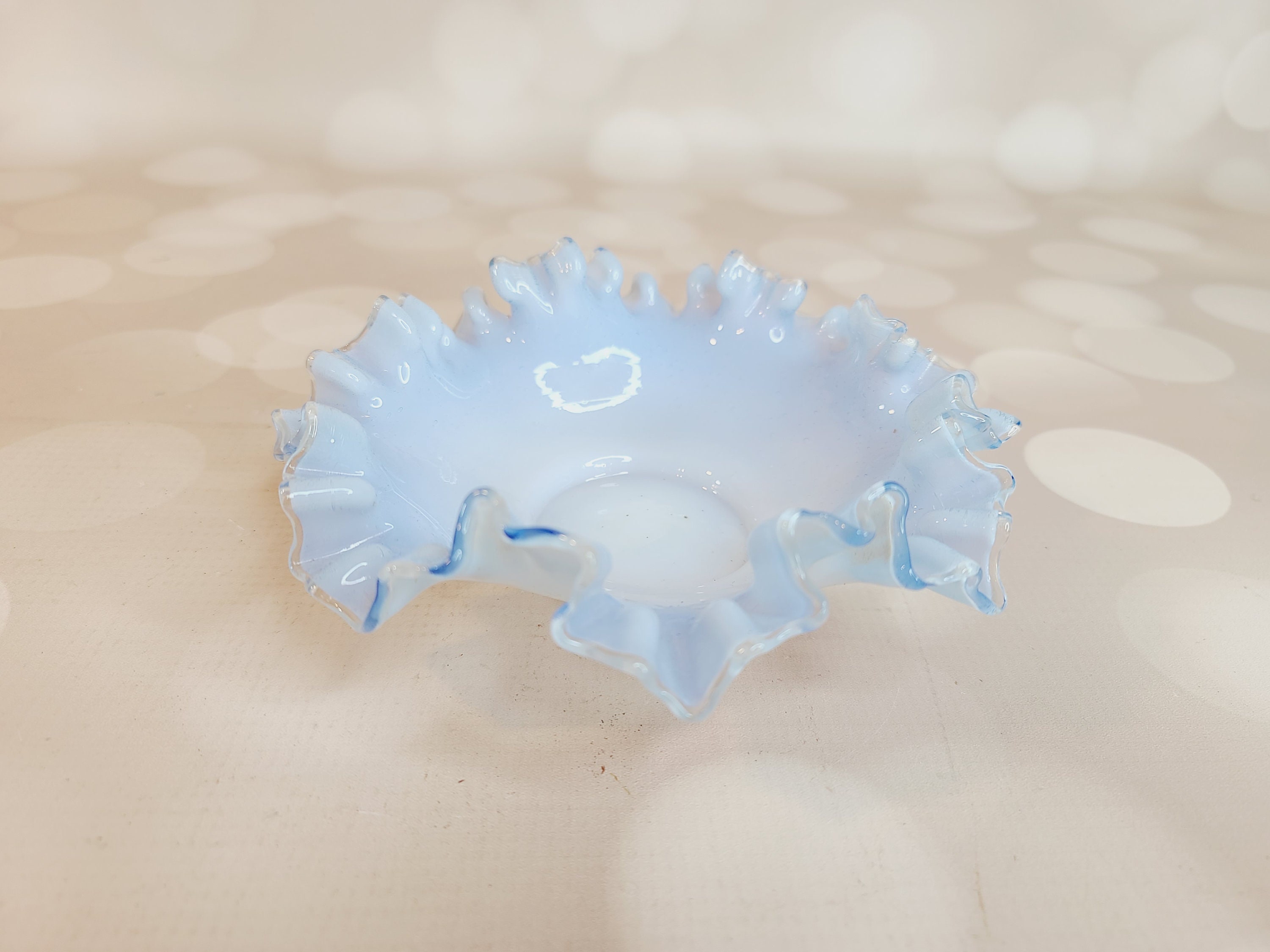 ヴィンテージガラスボウル、フリルエッジ - Etsy 日本