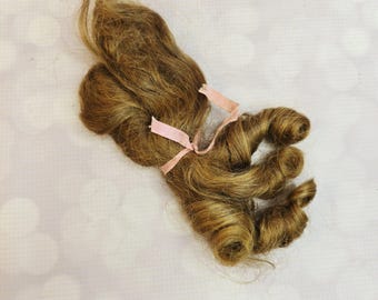 Antique Keepsake Curls