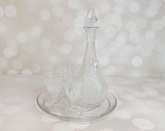 Juego de decantador y cordial de vidrio vintage