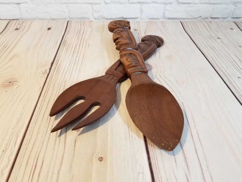 Vintage Carved Wood Fork and Spoon Serving Utensils Salad Server Set
