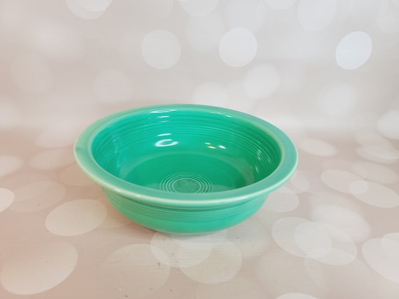 Fiesta top serving bowl