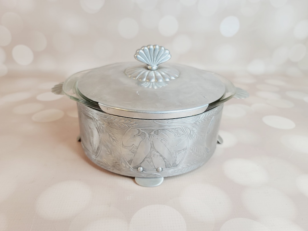 Vintage Forged Crown Aluminum Pyrex Casserole Holder - Etsy