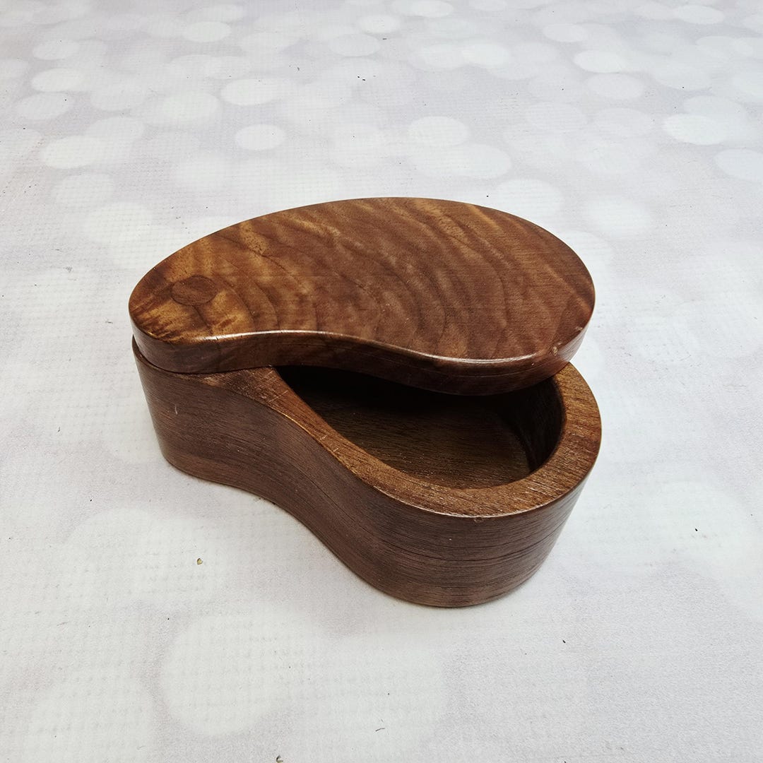 Vintage Wood Slide Top Kidney Box - Etsy