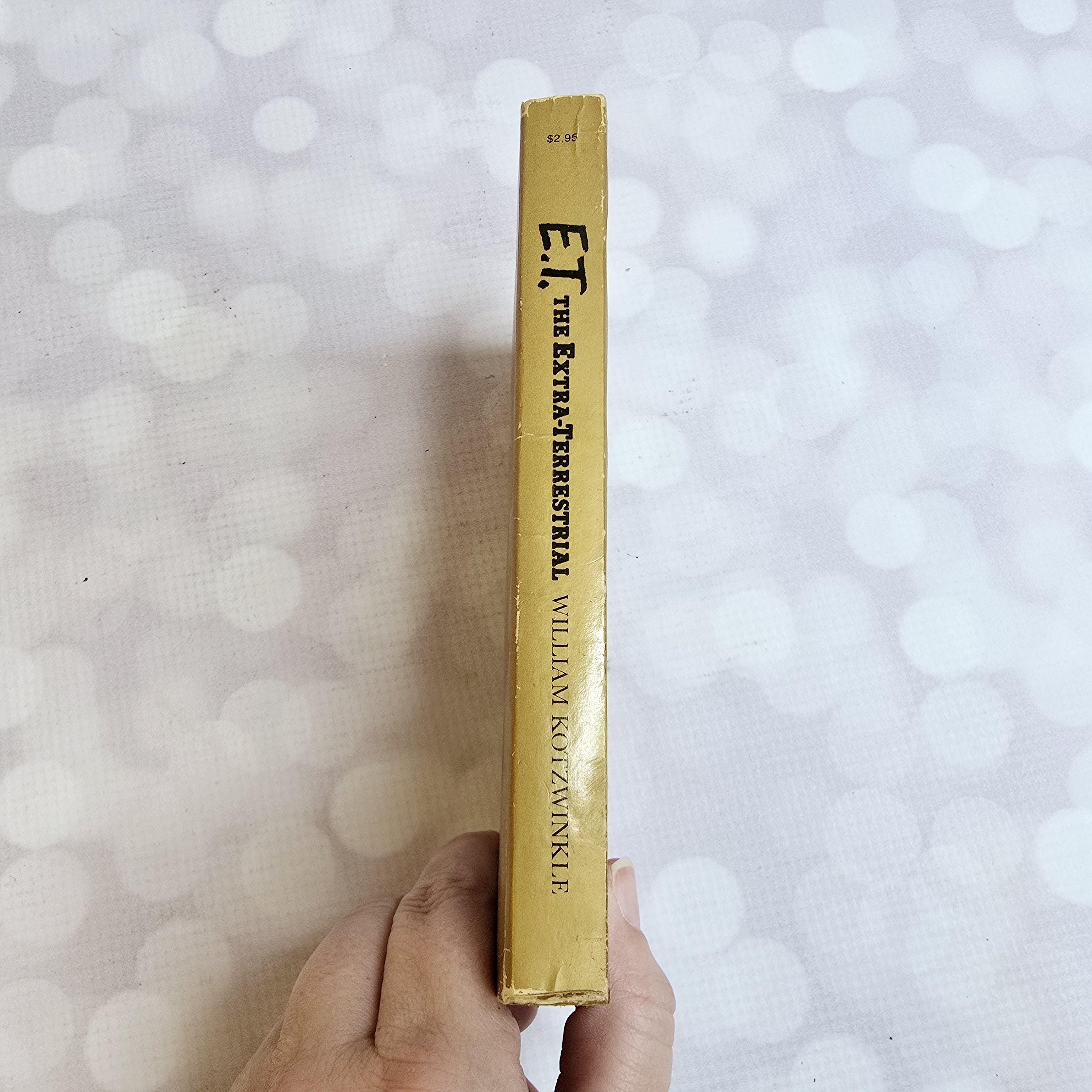 Vintage ET the Extra Terrestrial Book, 1982 - Etsy