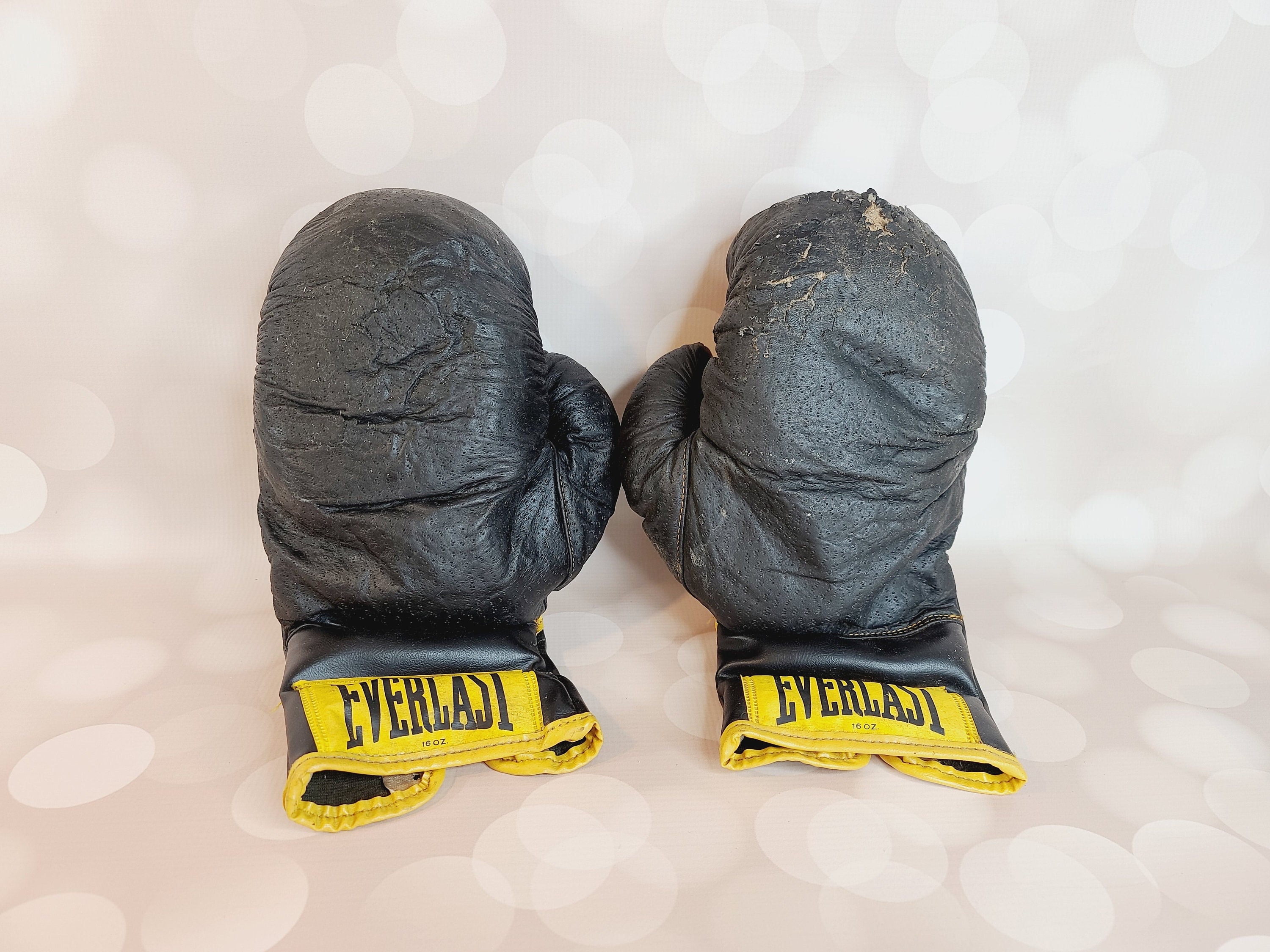 Vintage Everlast Boxing Gloves, Pair - Etsy Vintage Everlast Boxing Gloves, Pair - Etsy